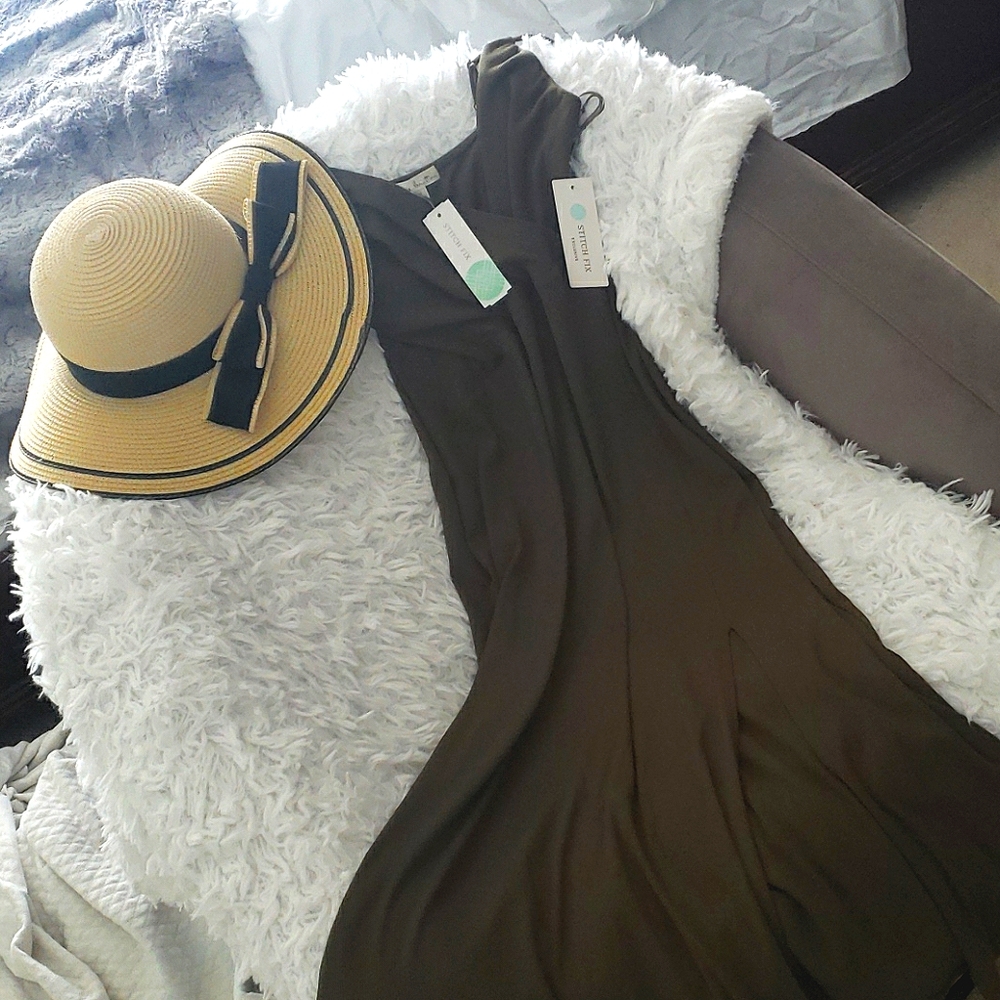 nine britton Olive Green Midi Dress